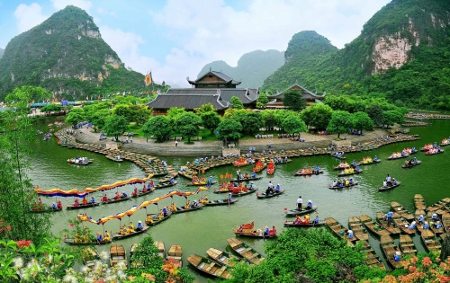 Bai Dinh Pagoda – Trang An – Cuc Phuong National Park Private 2 Days 1 Night